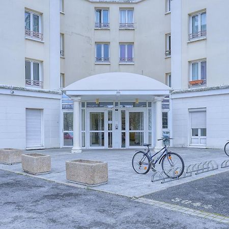Cosy Mezzanine Apartment Bussy-Saint-Georges Exterior photo